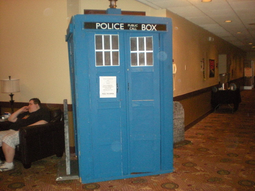 Doctor Who TARDIS at CoreCon 2015